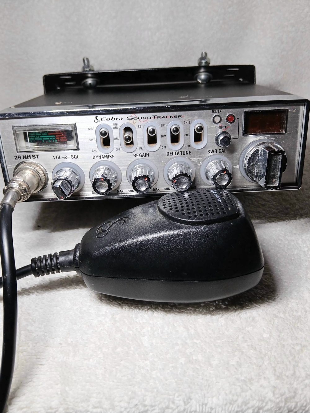 Cobra SoundTracker CB Radio with Black Microphone
